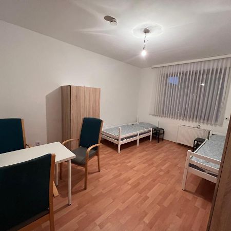 Duisburg Feelhome, Flughafen Nah,3-Schlafzimmer, Dusche Ebenerdig, Zentral, Wifi, Ground Floor מראה חיצוני תמונה