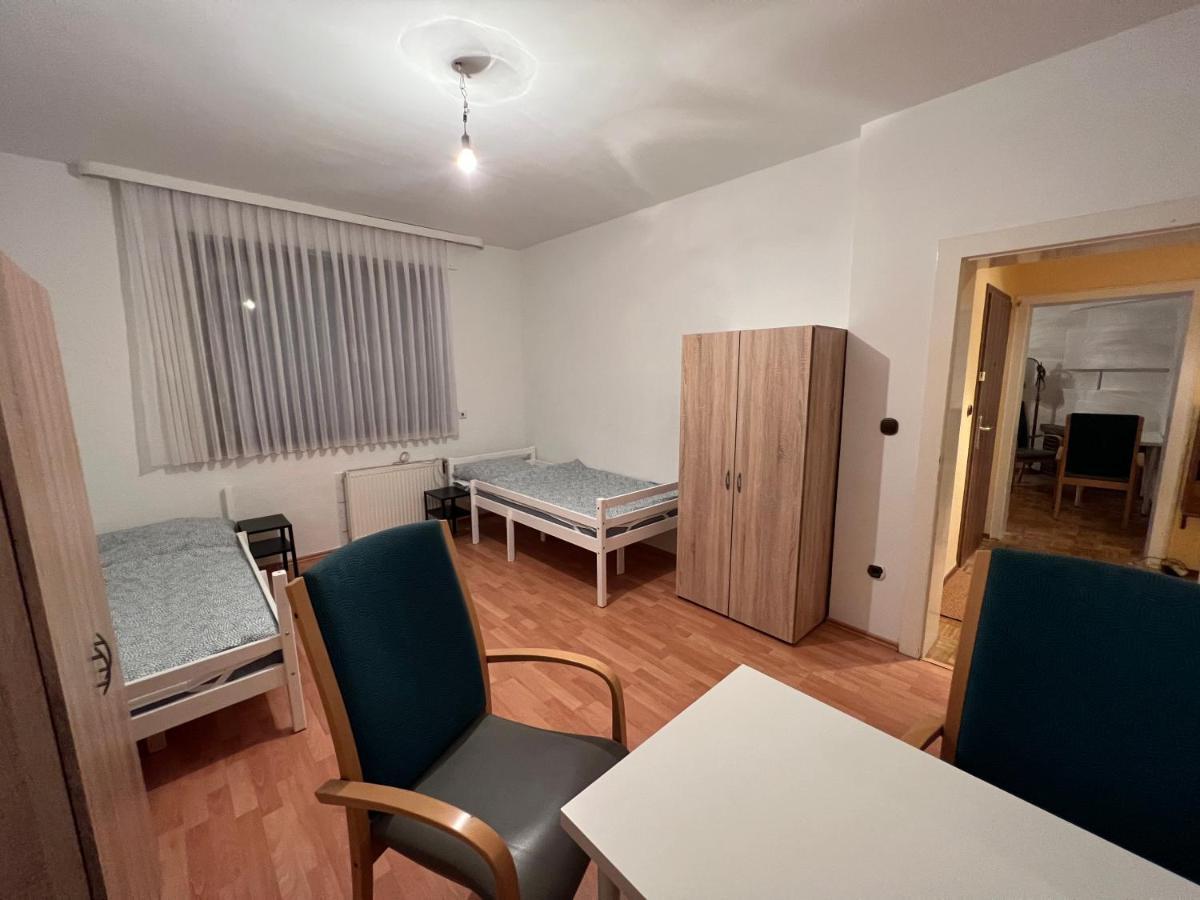 Duisburg Feelhome, Flughafen Nah,3-Schlafzimmer, Dusche Ebenerdig, Zentral, Wifi, Ground Floor מראה חיצוני תמונה