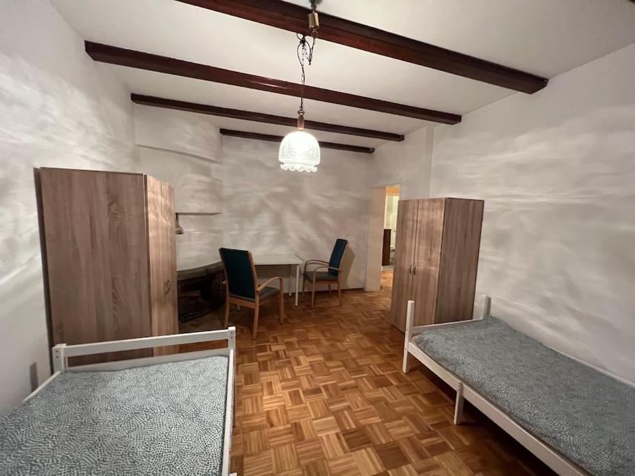 Duisburg Feelhome, Flughafen Nah,3-Schlafzimmer, Dusche Ebenerdig, Zentral, Wifi, Ground Floor מראה חיצוני תמונה